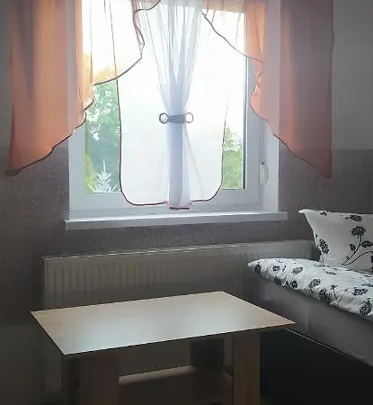Vandrerhjem 4u Zgorzelec - Free Parking Jedrzychowice (Zgorzelec)